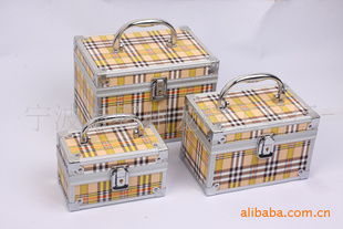 宁波市鄞州龙腾工具厂的箱包销售业务